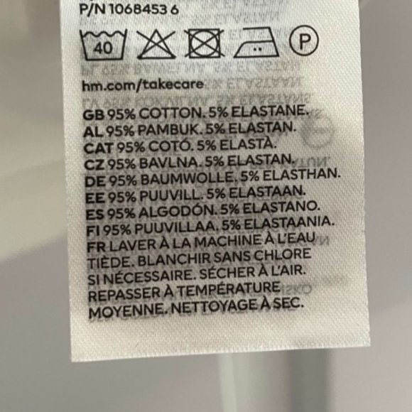 H&M Basic Tee - Picture 4 of 5